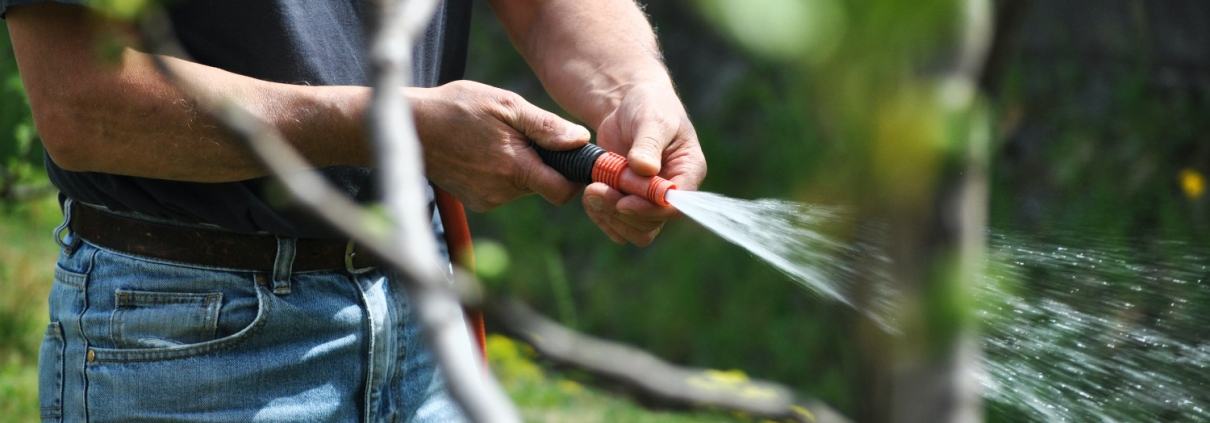 Can Pressure Washers Remove Paint?