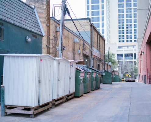 commercial dumpster cleaning